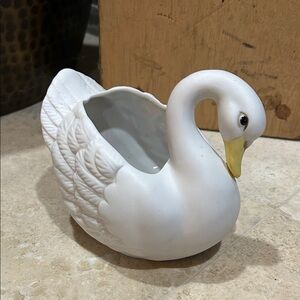 SOLD- HOMCO vintage white ceramic swan planter